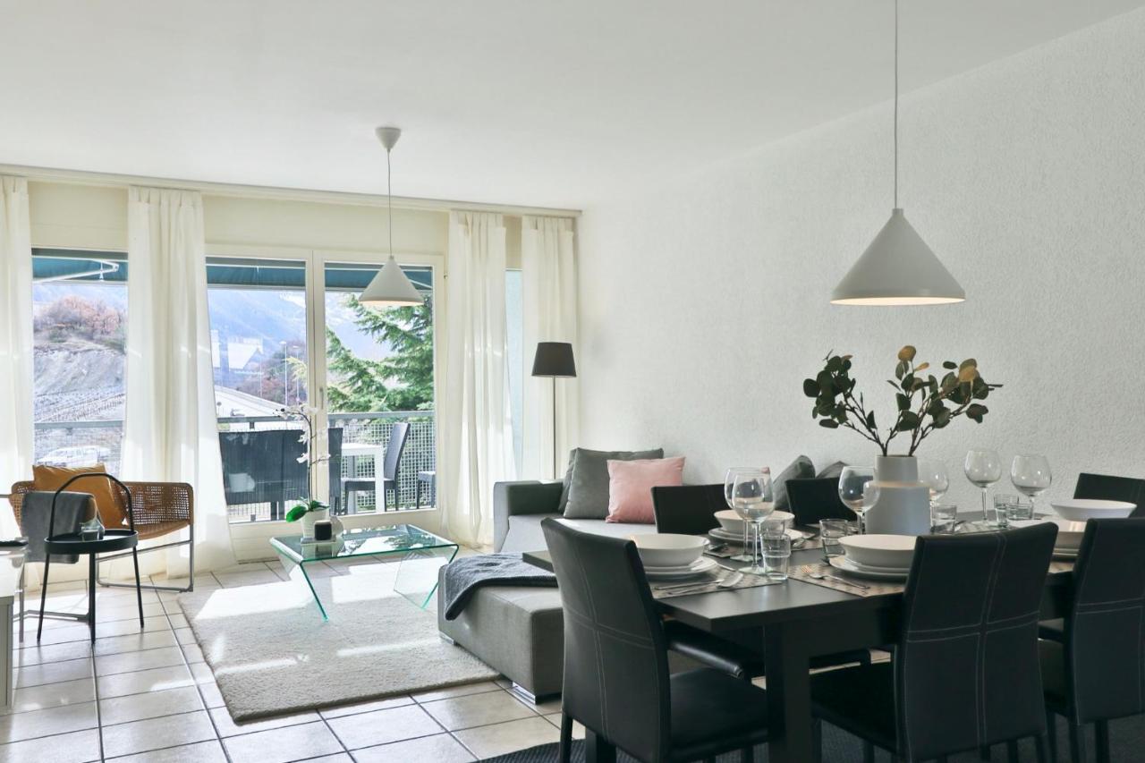 Large Modern Apartment In A Residential Area In Sierre Exteriör bild